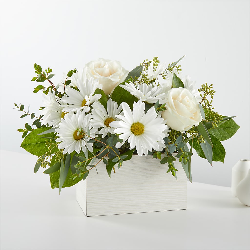 Fresh Linen Box Bouquet – Longview Flower Shop, Longview TX