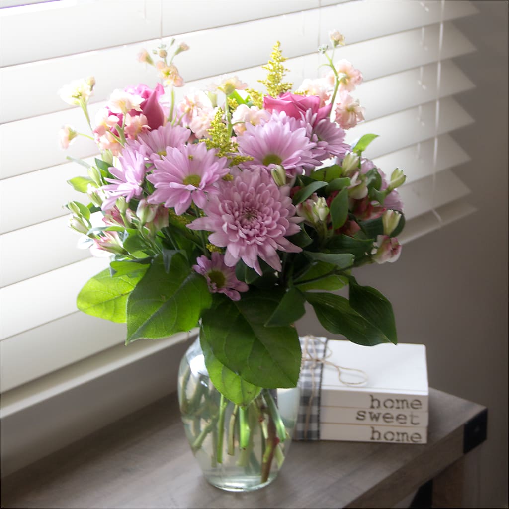Pastel Tradition - A Florist Original – Longview Flower Shop, Longview TX
