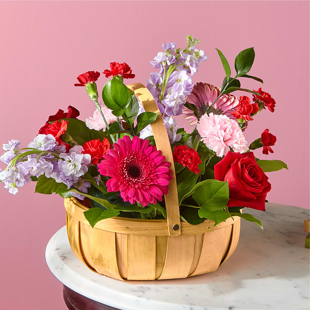 Pink Picnic Basket – Longview Flower Shop, Longview TX