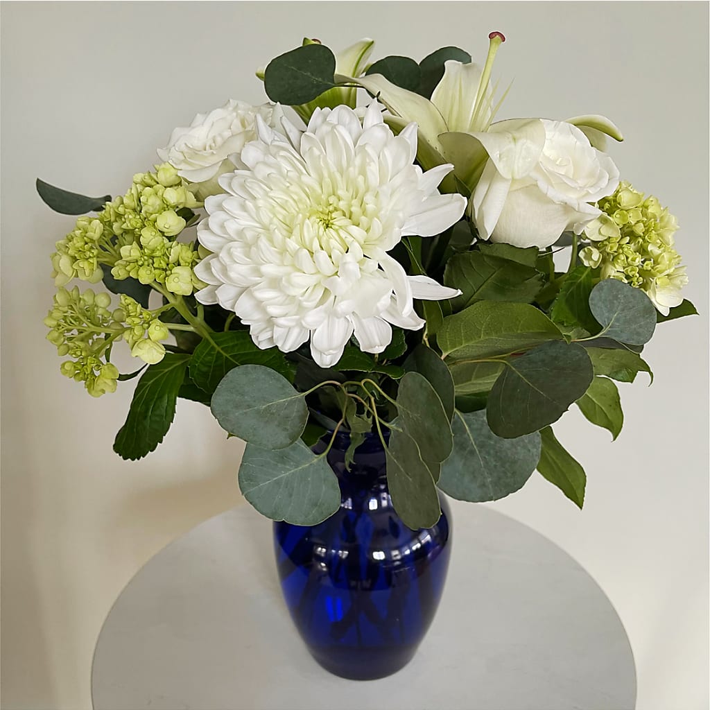 Snowy Dreams Bouquet –  Longview Flower Shop, Longview TX