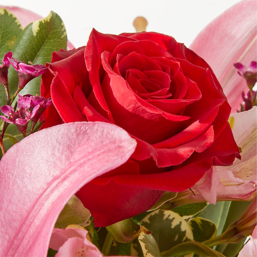 Lucky in Love Bouquet –  Longview Flower Shop, Longview TX