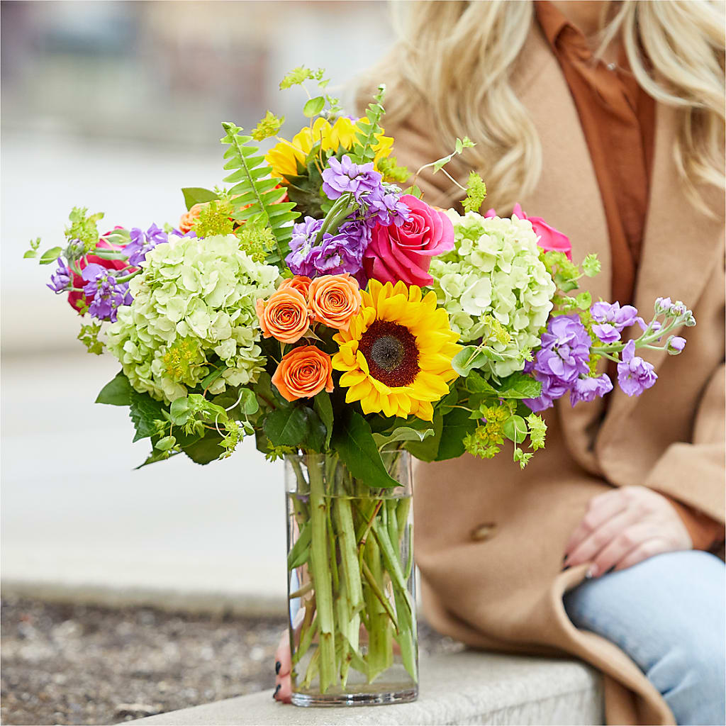 Vibrant Greetings Bouquet –  Longview Flower Shop, Longview TX